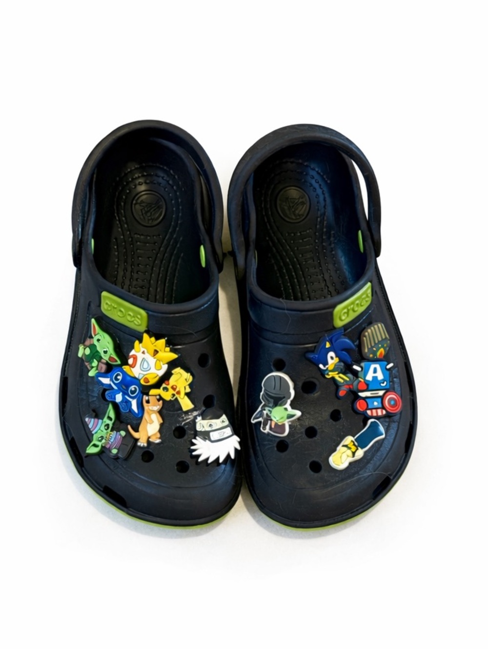 Black Crocs Kids Size 1 w/ Jibbitz Charms – Bundle Included - Picture 2 of 5